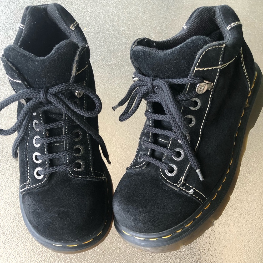 Dr. Martens VINTAGE 90’s Black Suede Ankle Boots 7